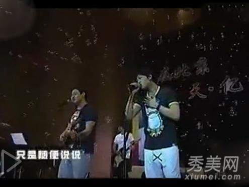 ���ң�����һ���������ع� ��ͬ��Ȱ���