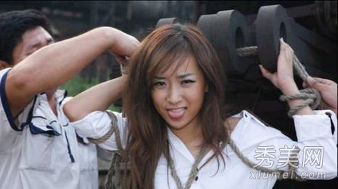 日本AV女优工作现场照曝光 捆绑拍虐待戏