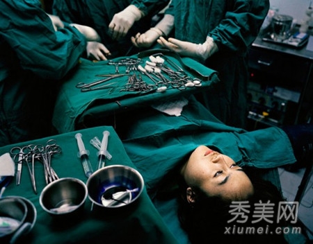 ������α��Ů�� ͼ�ұ���������ϸȫ����