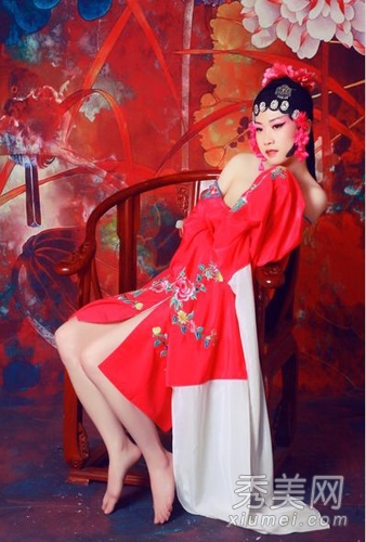 ܽ�ؽ���Լ���С��Ů ����֧�ֳ�����ϣ