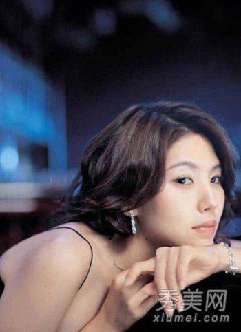 �̵�20���պ����Ǵ�߶ȵ�Ӱ