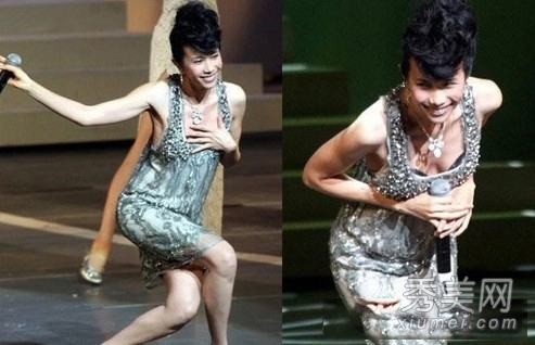 ����СS��־�� Ů�����߶��߹�¶��¶����