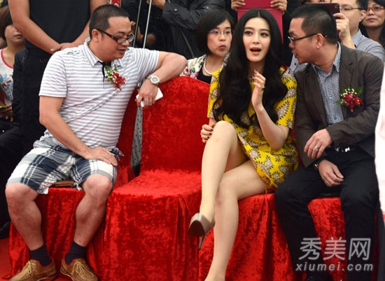 图揭大泄裙底春光15大女星 内裤抢镜