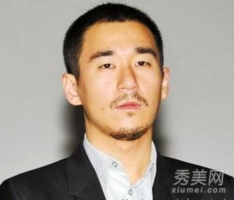 张默再次吸毒被抓 暴打女友威胁记者历年丑闻盘点