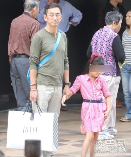 吴启华宣布离婚 被曝与港姐有染