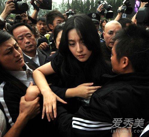 ��ģ������������� ͼ��Ů�Ǳ�����˲��