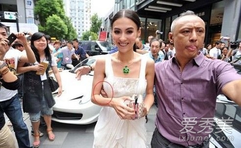 ��ģ������������� ͼ��Ů�Ǳ�����˲��