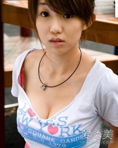 ����OUT��F�ֱ��Ը�������ƴ