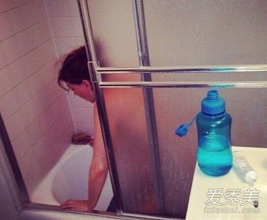 ͼ�ң��и�������Ȼ����ȫ����