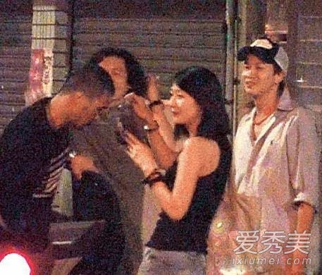 ����Ů����˭ Peagg������Ƭ�ع�