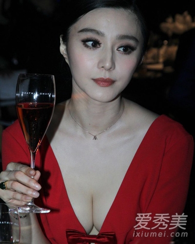 ͳͳ���´���Ů�������������ѵе�������