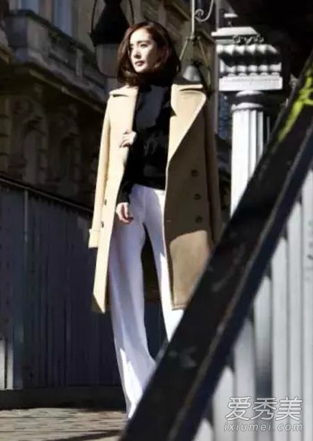 杨幂否认婚变传闻 辣妈街拍时尚养眼_杨幂街拍2015