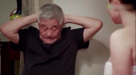 《乡村爱情8》终于播了 关婷娜大尺度裸身出浴_乡村爱情8哪个台播