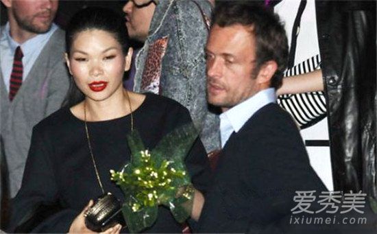 ��ģ�����Ϲ���˭������������ϱ����Ϲ�������Ƭ_�������