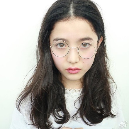 13岁日法混血小模特山田直美个人资料照片_山田直美照片