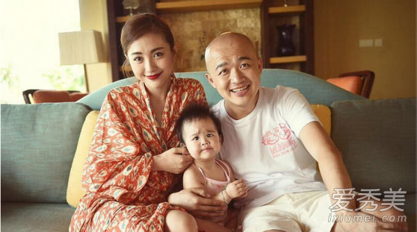 包贝尔的老婆是谁 老婆包文婧个人资料女儿近照_包贝尔婚礼