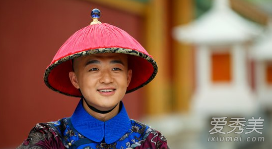 包贝尔的老婆是谁 老婆包文婧个人资料女儿近照_包贝尔婚礼