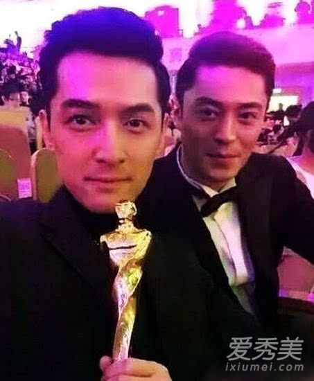 霍建华胡歌公布恋情是怎么回事?霍建华胡歌是什么关系_霍建华胡歌合影