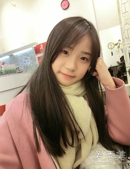 超女第一人胡楚靓成人气网红 胡楚靓个人资料家庭背景_胡楚靓照片