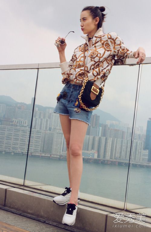 刘亦菲高圆圆 女明星最新初夏着装盘点_高圆圆生活照街拍