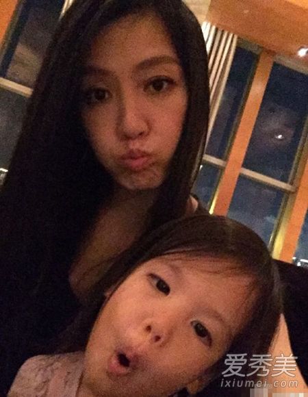 林熙蕾搂女儿自拍 林熙蕾老公杨晨个人资料并非富二代_林熙蕾老公是谁