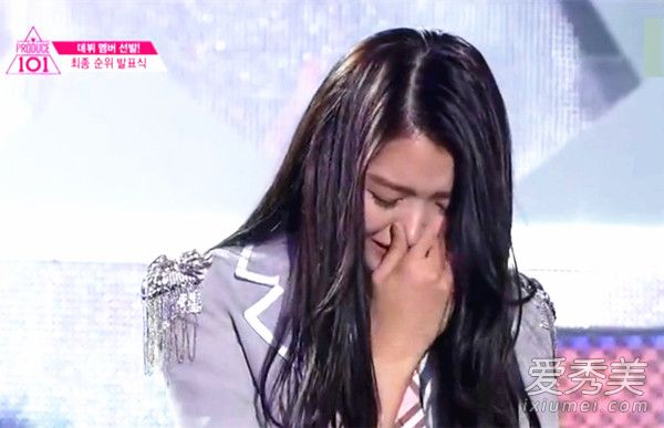 韩女星鼻子当场塌陷!整容失败惨不忍睹的女星