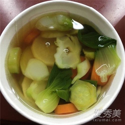 16位女明星减肥食谱公开 你们自己看着办!_女明星减肥方法