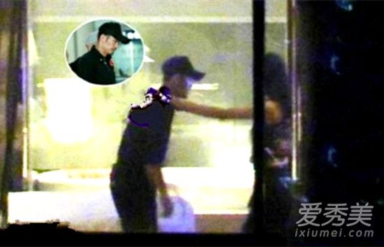 �ֵ�����Ů���������ʲô��ͷ������俺Ͷ�������˯��