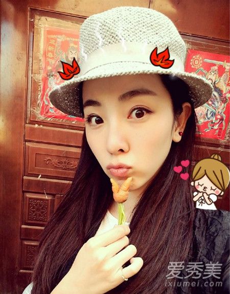 李思思怀二胎多久?李思思丈夫是谁一家三口照片_李思思老公资料