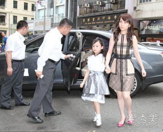 吕丽君甘比面相解析 “宫斗”中的面相秘密_吕丽君和甘比面相