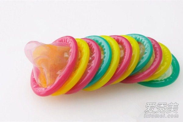保险套戴几层才安全?正确戴套套的方法你做对了吗_避孕套怎么用啊