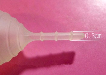 月亮杯长什么样?如何正确使用呢_月亮杯使用方法图片