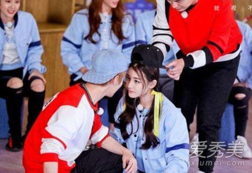 鹿晗迪丽热巴恋情是真的吗 迪丽热巴和鹿晗牵手回应恋情
