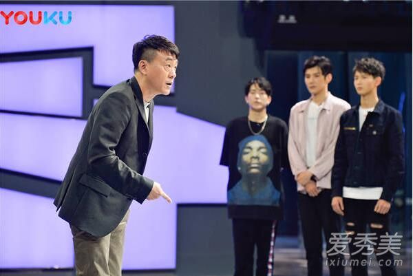 超次元偶像是档什么节目 何炅主持的超次元偶像什么时候播出