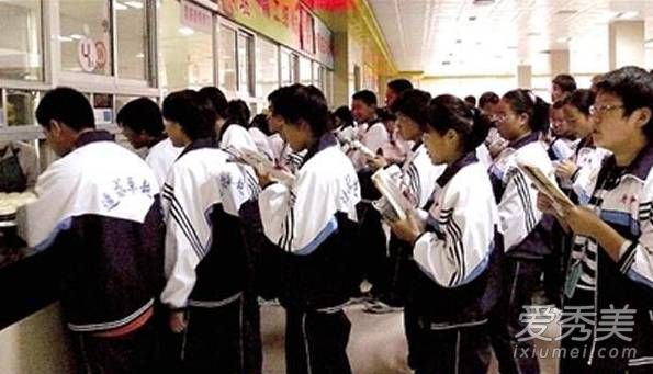 ��ˮһ�кͺ�ˮ��ѧ��һ��ѧУ�� ��ˮһ�кͺ�ˮ��ѧ��ʲô����