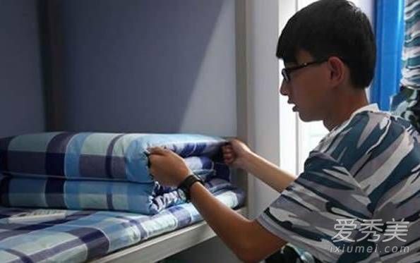 ��ˮһ�кͺ�ˮ��ѧ��һ��ѧУ�� ��ˮһ�кͺ�ˮ��ѧ��ʲô����