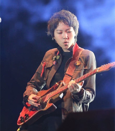 ���ִ�Ӫ񼾸ͯ����һ�� ���ִ�Ӫ񼾸ͯ�°�������ôû����