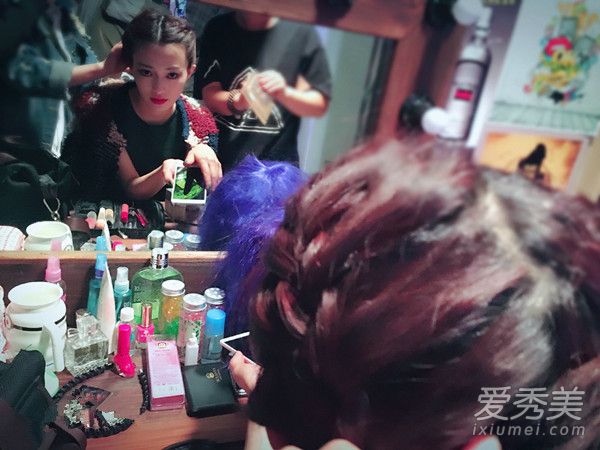 ������Ӿ���ͣ��������ô���� ������Ӿ粥��ʱ�����ĸ�̨��