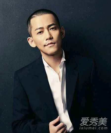 苏醒为什么被雪藏了 苏醒和李炜为什么打架