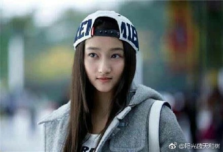 鹿晗前女友是谁 鹿晗前女友魏千雅照片资料