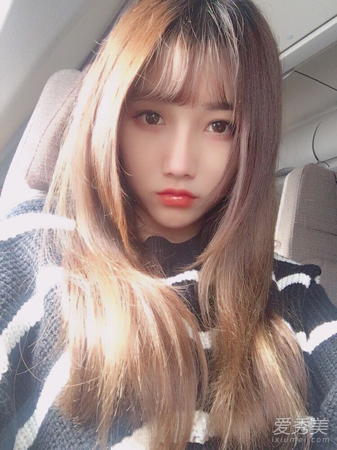 Ů����ս�޵���¶�� ���͸��װ¶