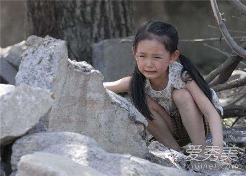 蒋依依小时候照片曝光 蒋依依小时候图片大全