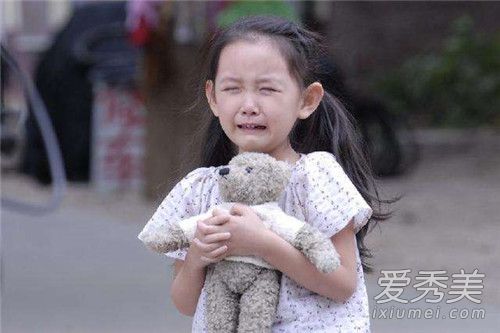 蒋依依小时候照片曝光 蒋依依小时候图片大全