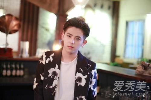 ������Ϊʲô���߸� �����ɺ�����ʲô��ϵ