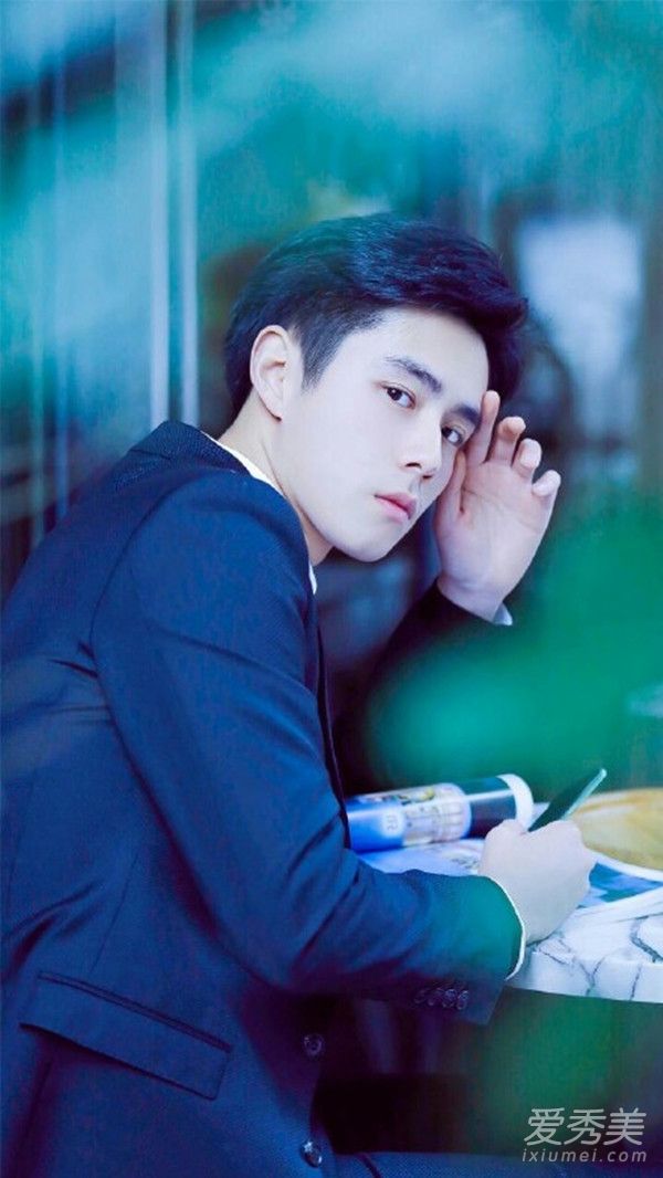 ��һ����������ֽͼƬ��ȫ ��һ����ģ����