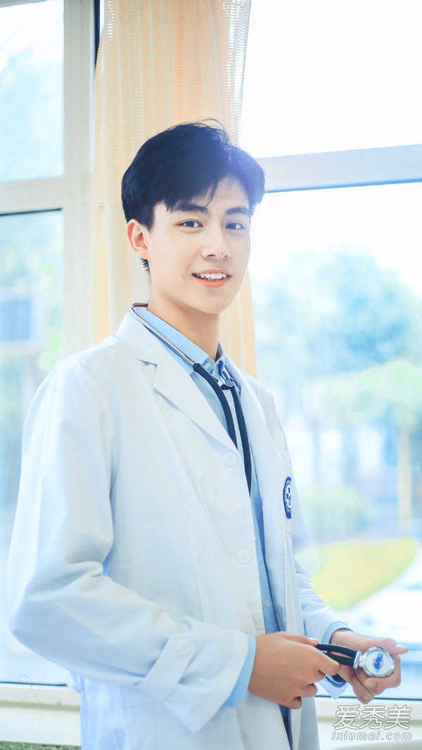 ��һ����������ֽͼƬ��ȫ ��һ����ģ����