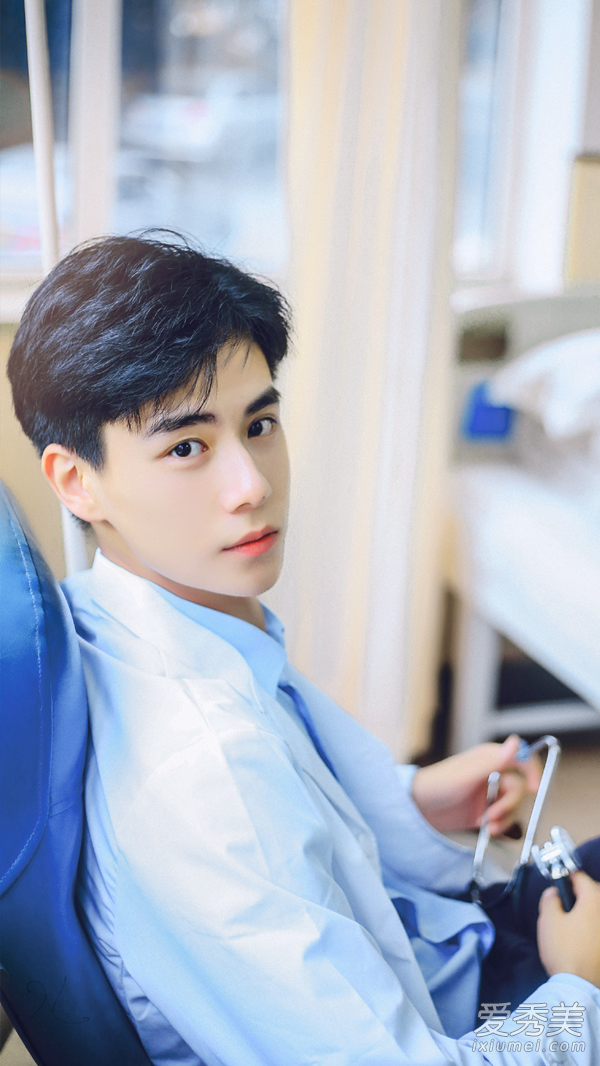 ��һ����������ֽͼƬ��ȫ ��һ����ģ����