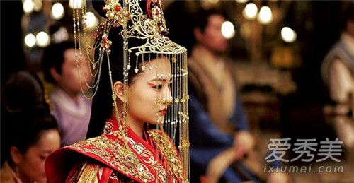 �������Ƽ��������ɻ� ������������˭��Ů��