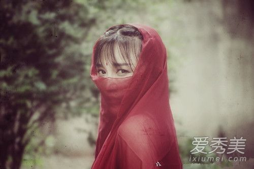 �������������� ����������ǰ��Ա���Ƭ