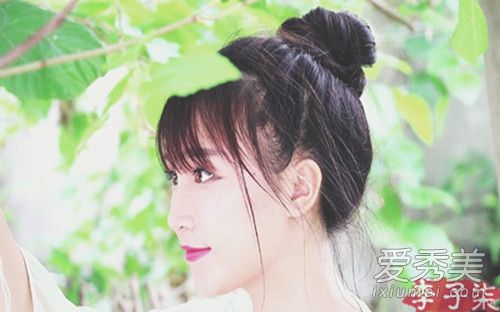 �������������� ����������ǰ��Ա���Ƭ